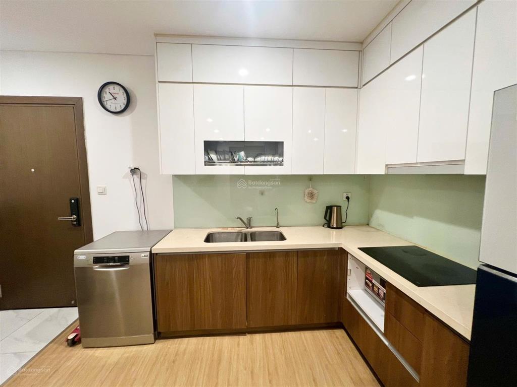 Cho thuê gấp mỹ đình pearl 1n1vs full 50m2 12tr/tháng sắp trống