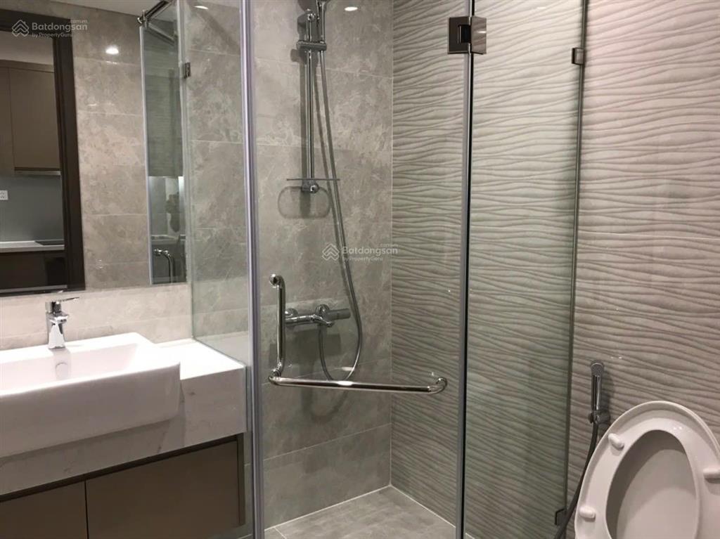 Cho thuê west point studio full 35m2 11tr/tháng đang trống !!!