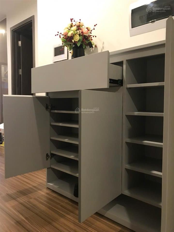 Cho thuê west point studio full 35m2 11tr/tháng đang trống !!!