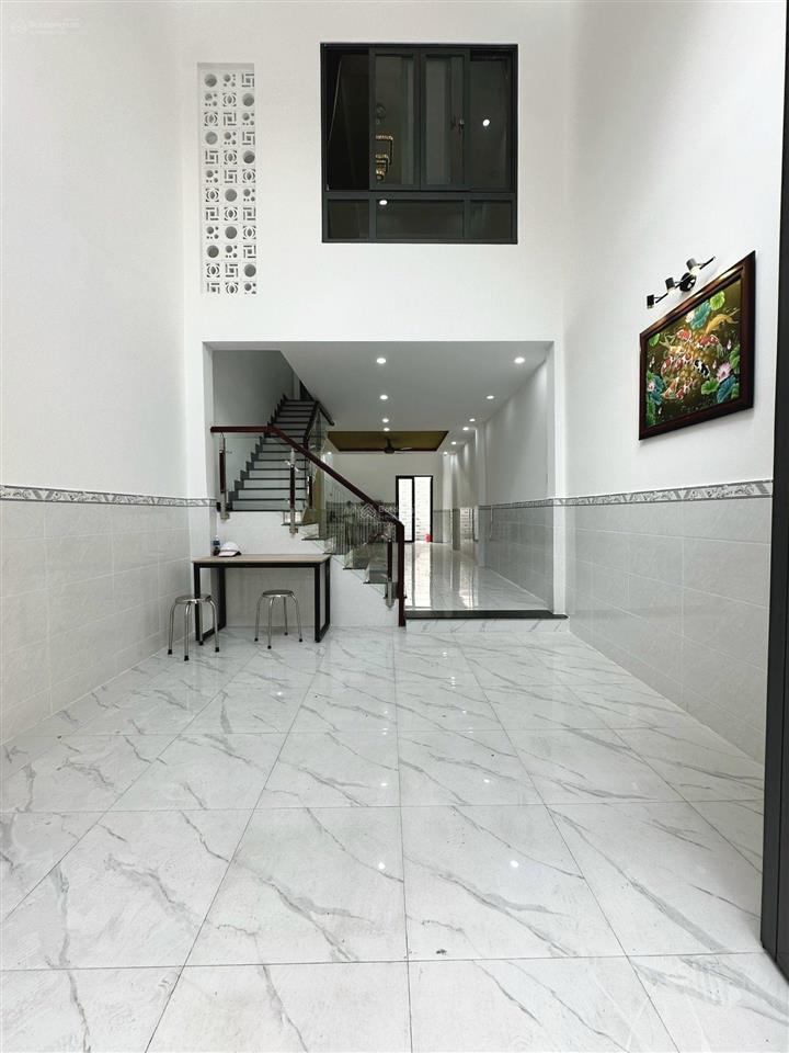 Nguyễn văn luông, q6, gần metro bình phú, 80m2, 2pn, 1 trệt 1 lửng, hẻm 1 sẹc 5m thông