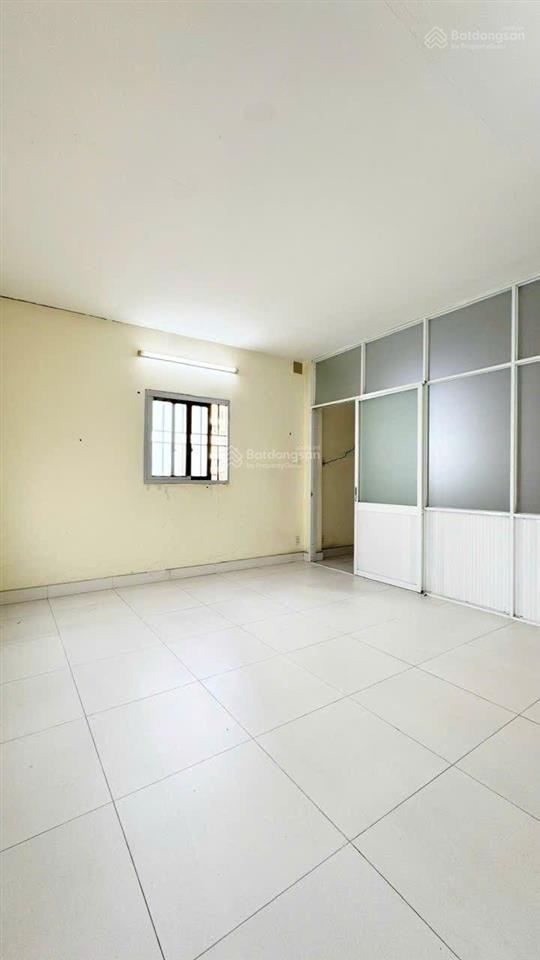 Bán nhà bà hom, q6, gần chợ phú lâm, ngang hiếm 5m, 2 tầng, hẻm xe tải sát mặt tiền