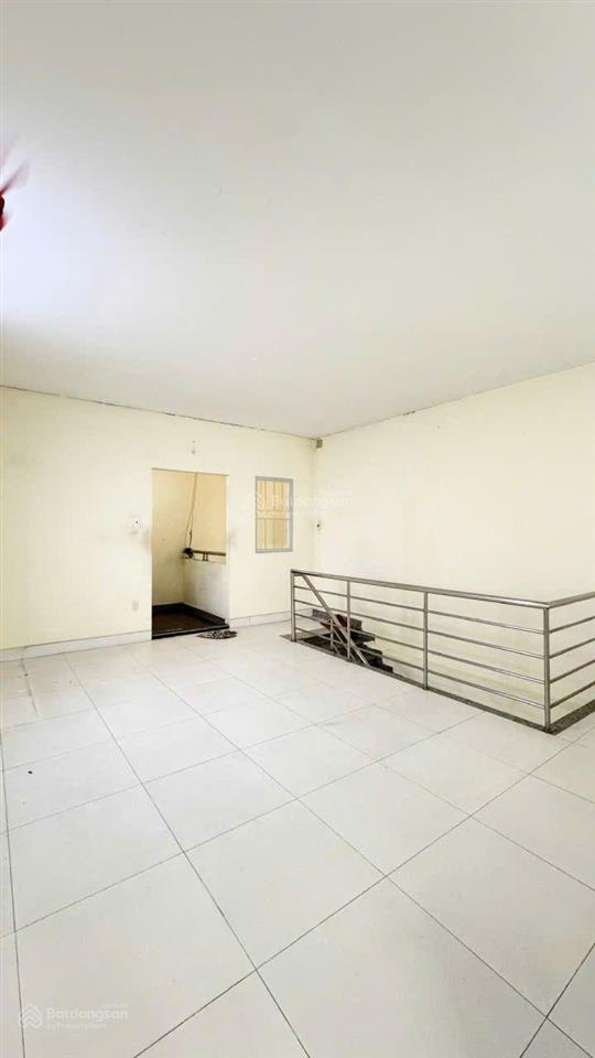 Bán nhà bà hom, q6, gần chợ phú lâm, ngang hiếm 5m, 2 tầng, hẻm xe tải sát mặt tiền