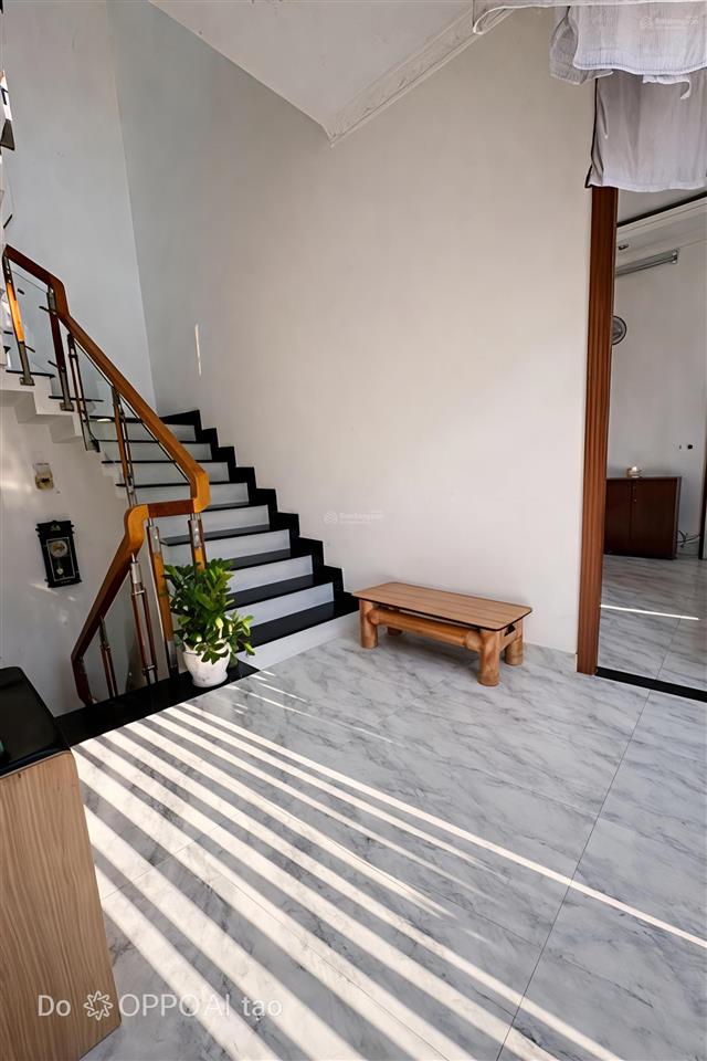 Hồ văn long, tân tạo, gần chợ bà hom quận 6, ngang lớn 11m, 4pn, 4 tầng, đường 6m ô tô vào nhà.