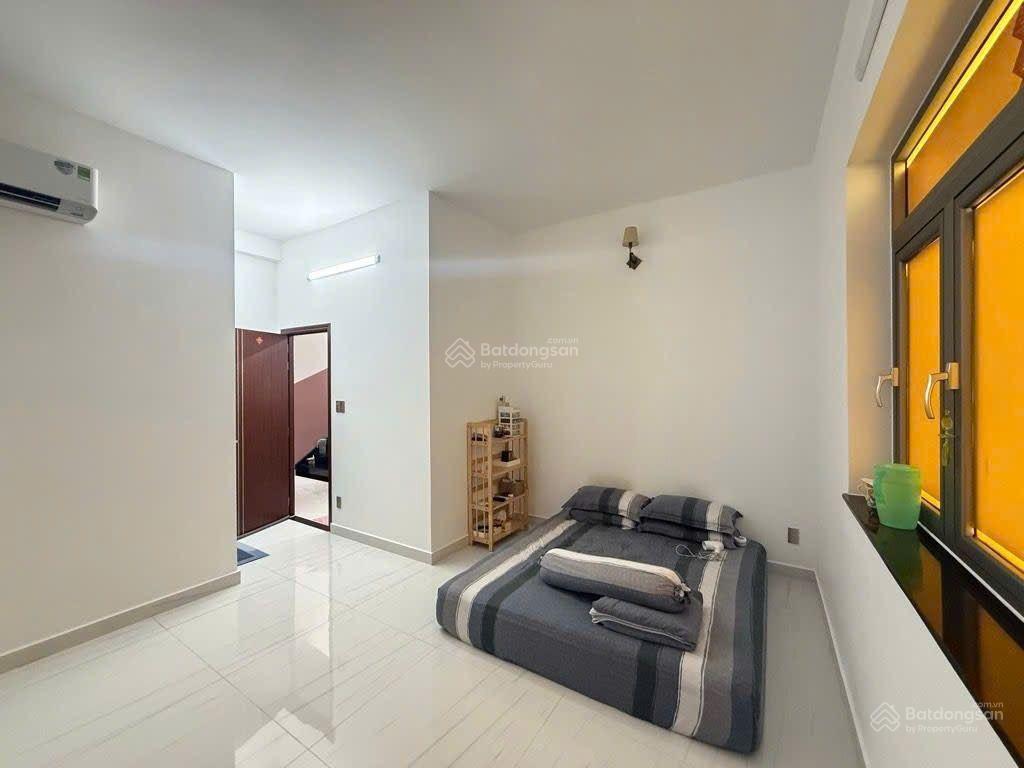 Đặng nguyên cẩn, quận 6, gần chợ phú lâm, 105m2, 4pn, 4 tầng, hxh sát mặt tiền, full nội thất đẹp