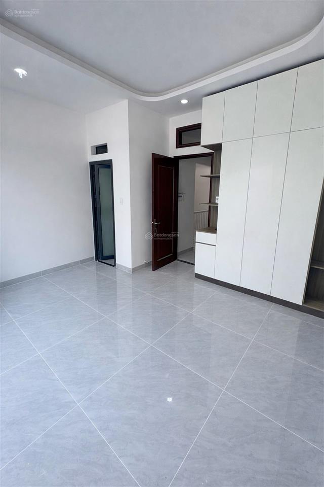 Bán nhà 5 tầng đường bình trị đông, gần kdc tên lửa, bình tân, hẻm 6m, 5pn, full nội thất, 7ty95