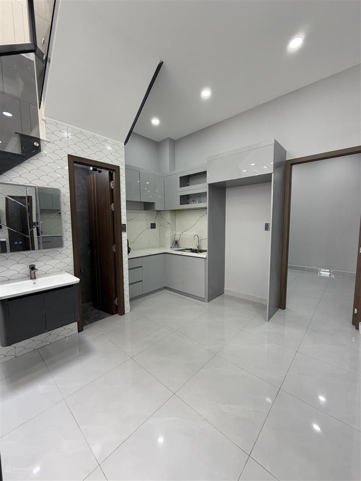 Bán nhà 2 tầng ông ích khiêm, hòa bình, q11, 3pn, 51m2, gần đầm sen, 6,38 tỷ