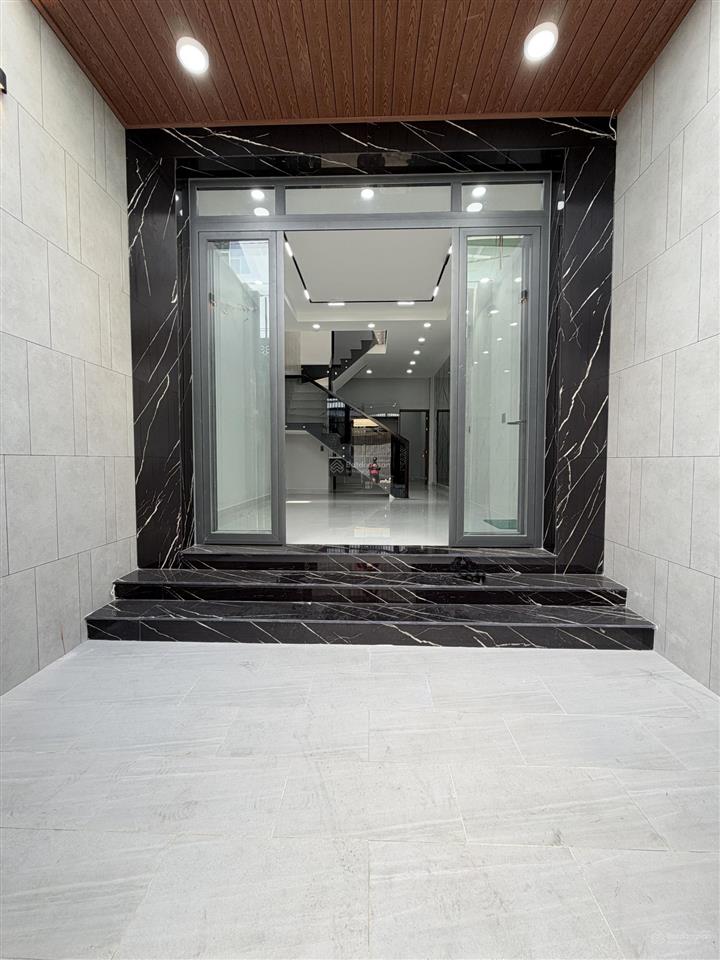 Bán nhà 2 tầng ông ích khiêm, hòa bình, q11, 3pn, 51m2, gần đầm sen, 6,38 tỷ