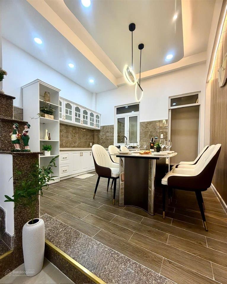 Chính chủ bán nr 4pn 4wc đờng chiến thắng, quận phú nhuận 55m2, giá siêu hời 8,26 tỷ vnd