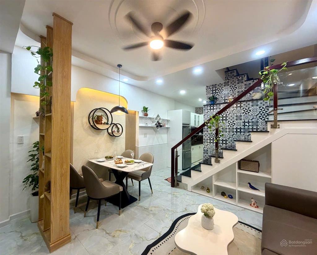 Chính chủ  5 tỷ sở hữu ngôi nhà xanh đẹp 3 phòng ngủ  đất ở đô thị hxh thống nhất