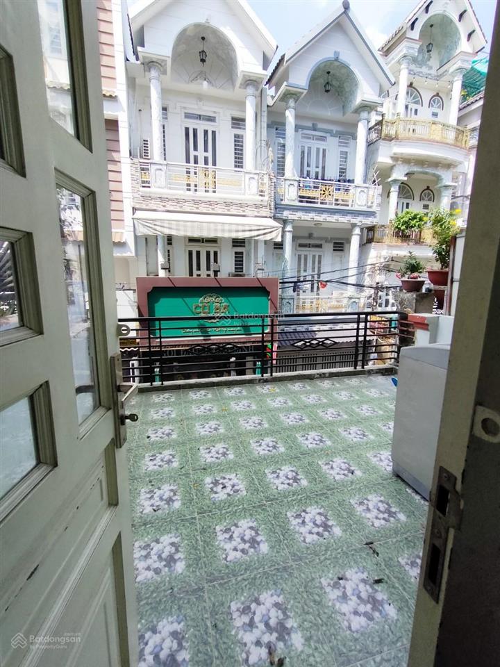 Bán nhà đẹp 4x16m, 3 tầng 4pn 5wc khu nhà lầu, hiệp thành 13  q.12