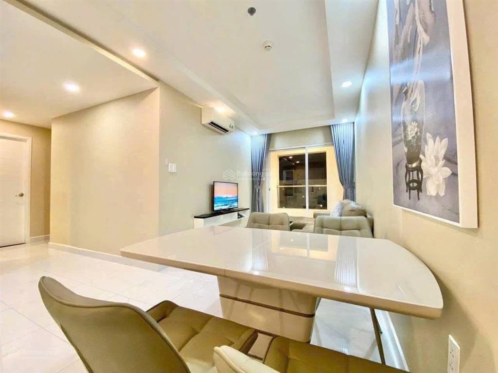 Giỏ hàng bán chcc kingston residence + 8 chcc novaland.  em 0833 755 *** zalo