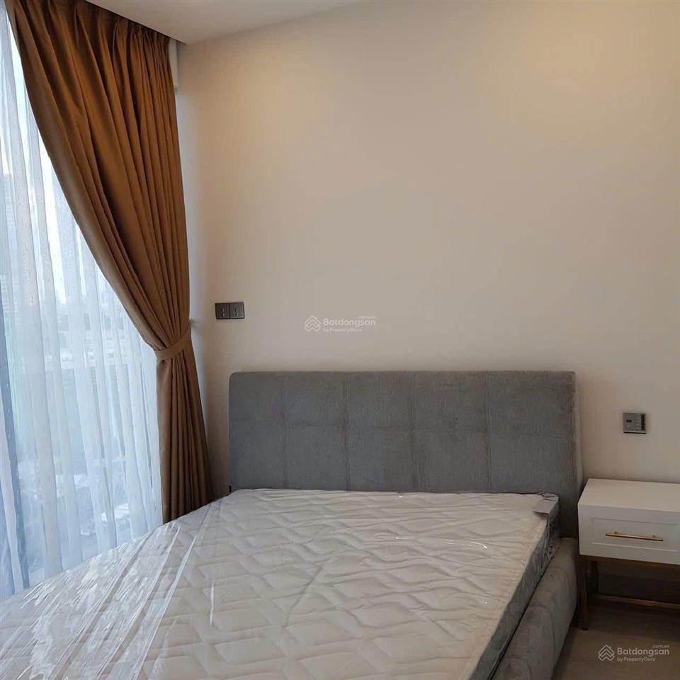 Cho thuê nhiều căn sb nhà đẹp giá tốt 3pn 22tr tại chcc orchard parkview.  em 0833 755 *** q chi