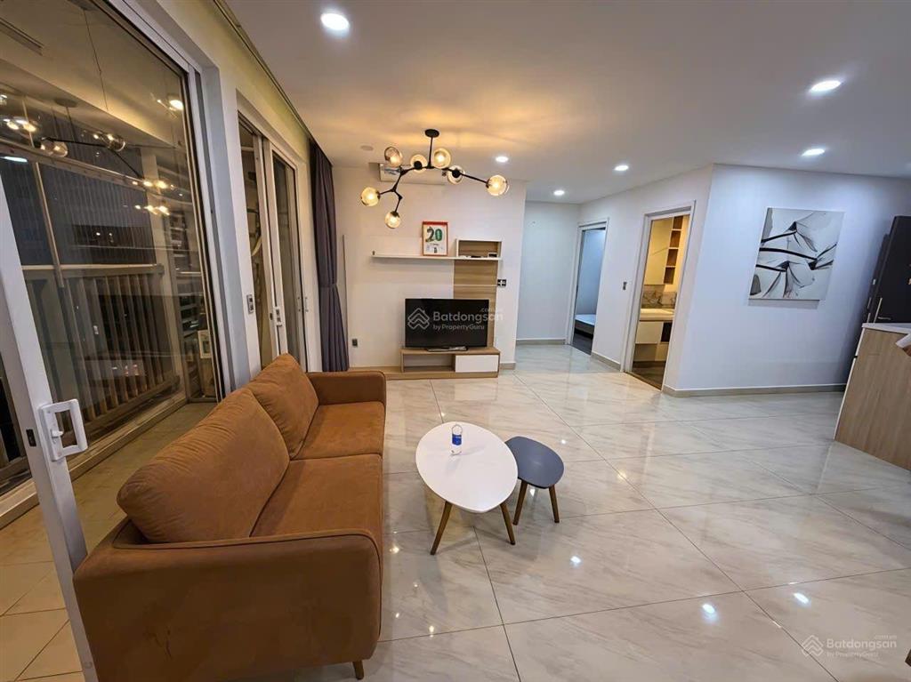 Cần cho thuê chcc orchard parkview.  0833 755 *** call /zalo