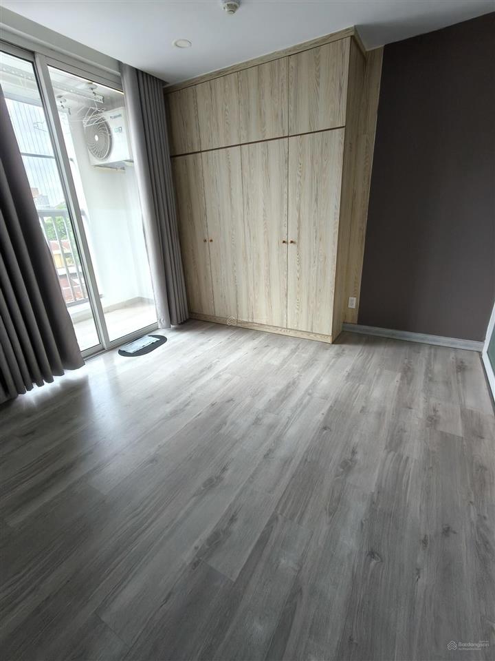 Cần cho thuê chcc orchard park view.  0833 755 *** call /zalo