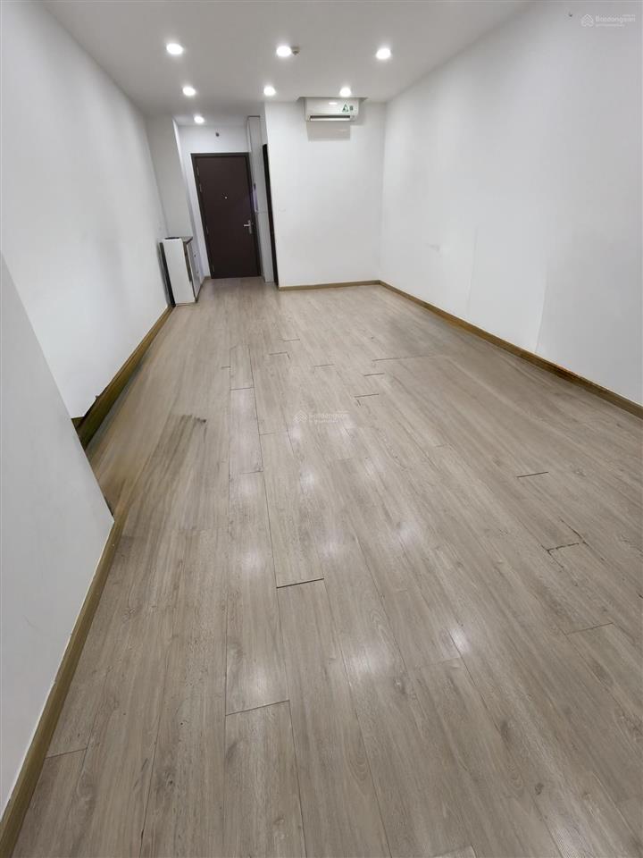 Cần cho thuê nhanh officetel kingston.  em 0833 755 ***