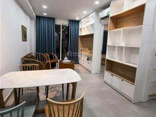 Cho thuê căn hộ cao cấp the botanica, novaland.  sdt 0833 755 ***. dt 74 m2, 2pn, 2wc