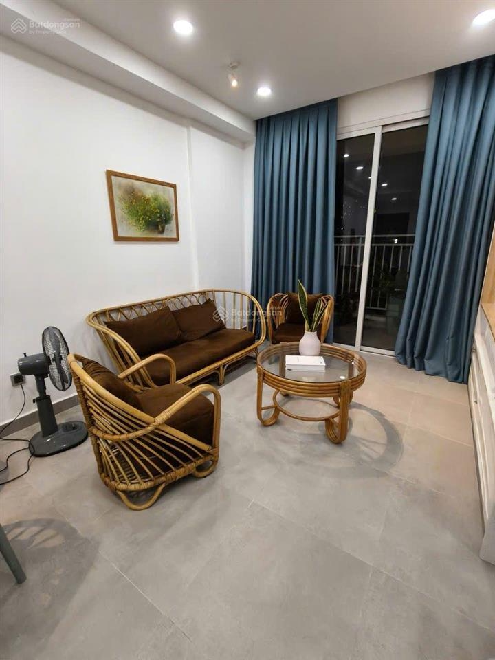 Cho thuê căn hộ cao cấp the botanica, novaland.  sdt 0833 755 ***. dt 74 m2, 2pn, 2wc