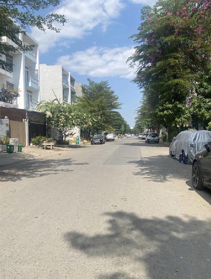 Nhà 4 lầu 1 hầm kdc đại phúc villas  bình hưng, bình chánh  dt 100m2, chỉ 8.5 tỷ