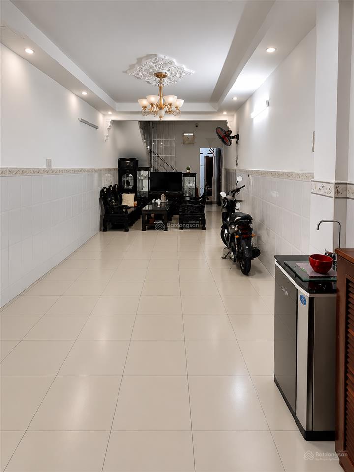 Nhà âu dương lân quận 8 gần phạm thế hiển hẻm xe hơi dt 4x14 chỉ 7 tỷ