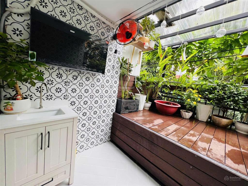 Tin thật  bán nhà ngay trung tâm côn đảo, ngang 9,5m vị trí hiếm. dòng tiền 50tr/tháng