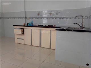 Cần tiền bán gấp nhà hẻm gò dầu, cách mặt tiền 1 căn nhà, gần aoen tân phú 2pn 2wc sổ hồng riêng
