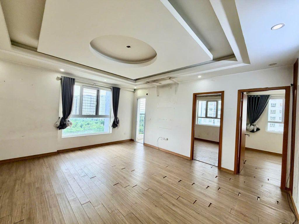 Cần bán căn góc tầng 9-view hồ cực thoáng tại Thanh Hà- Hà Đông