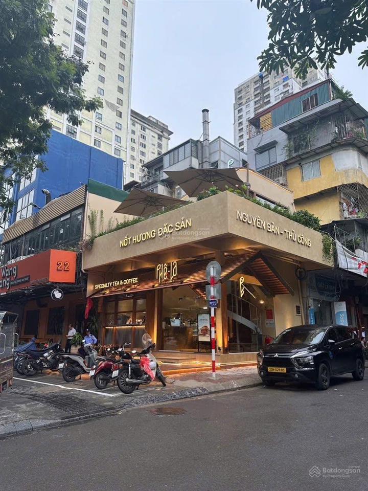 Cho thuê mặt bằng đẹp nhất times city  dt 205m2  mt 8m  nhận diện thương hiệu vị trí đắc địa