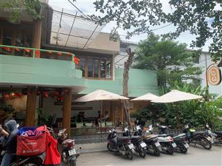 Mặt phố giảng võ  dt 100m2 x 2 tầng  mt 4m  giá 65tr  kinh doanh mọi mô hình  vị trí đắc địa