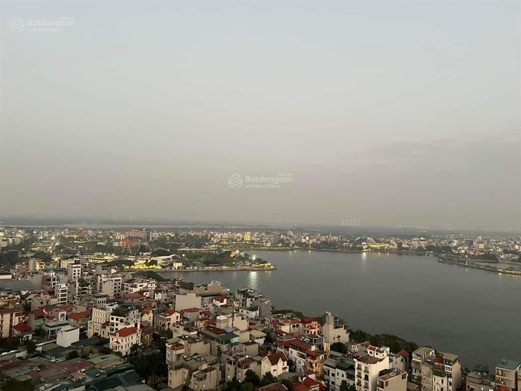 Bán căn studio 32m2 d'eldorado lạc long quân view hồ tây, sẵn sổ đỏ, sẵn khách thuê