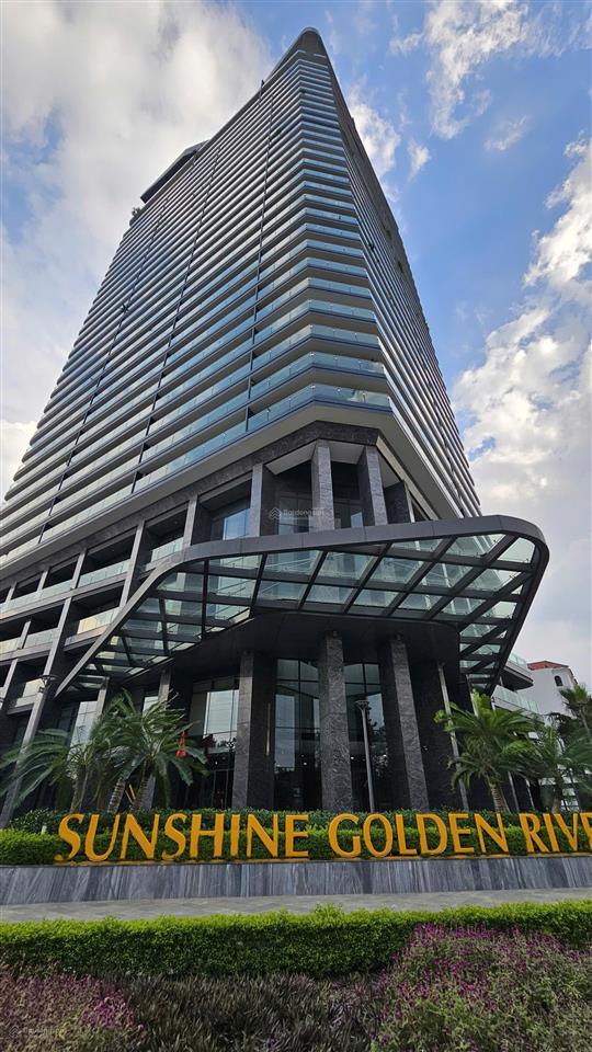 Chủ kẹt tiền cần bán gấp ch sân vườn 2pn 123m2 golden river ciputra view sông hồng, cầu nhật tân