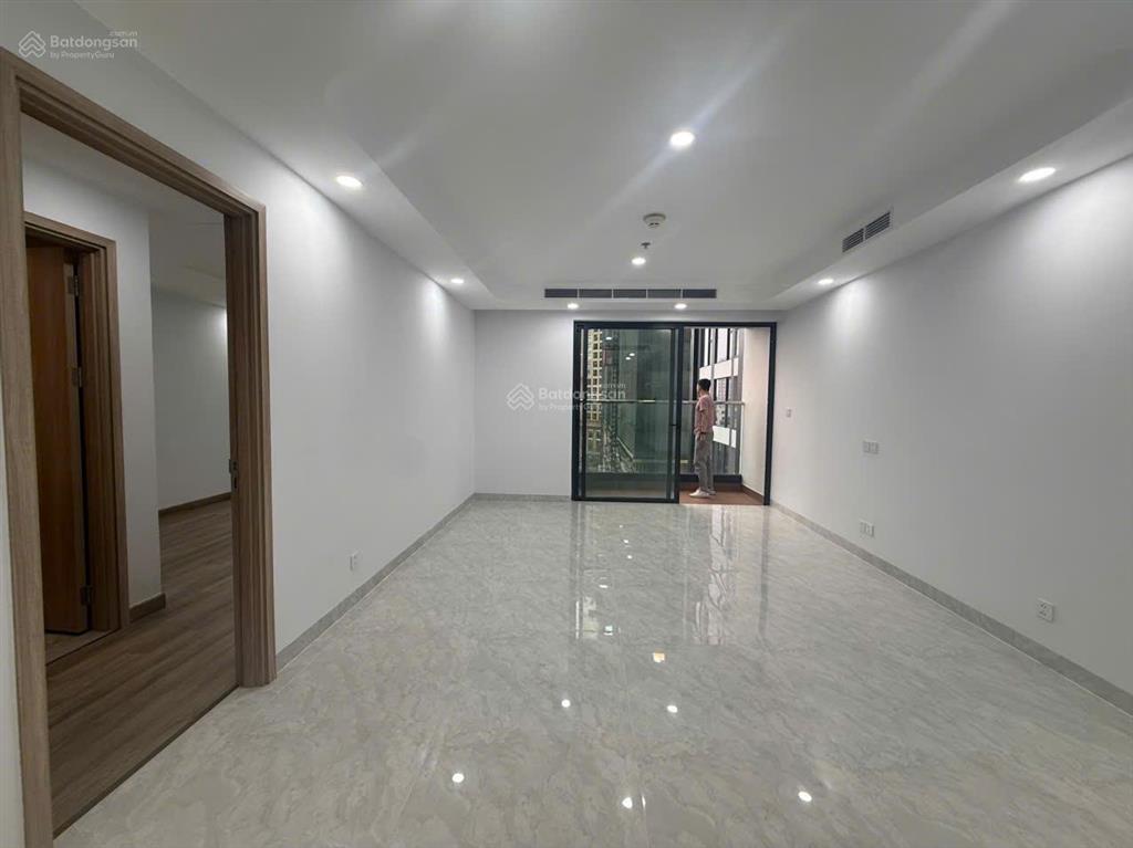 Chính chủ gửi bán căn 3pn chung cư skyline westlake võ chí công 114m2 tầng đẹp, giá tốt