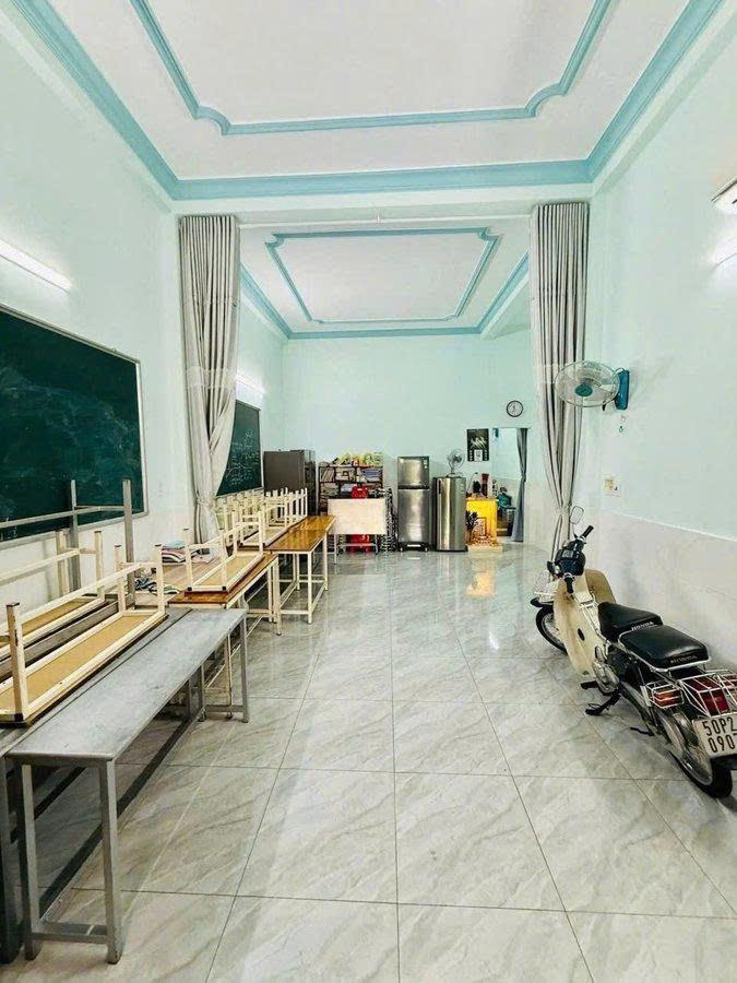 CƠ HỘI CHỈ ĐẾN MỘT LẦN, NHÀ ĐẸP NHƯ MƠ, PHÁP LÝ SẠCH TINH - SỔ 2025 CÔNG CHỨNG NGAY !