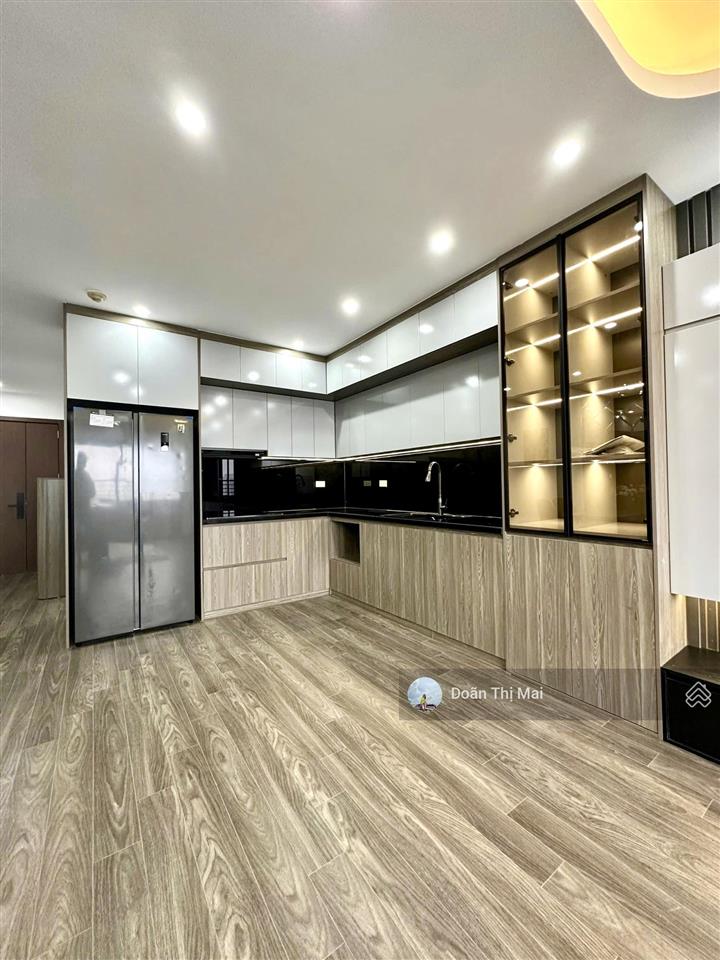 Chính chủ gửi bán chcc nam đô, 94m2, 3 phòng ngủ, 2 ban công, full nội thất
