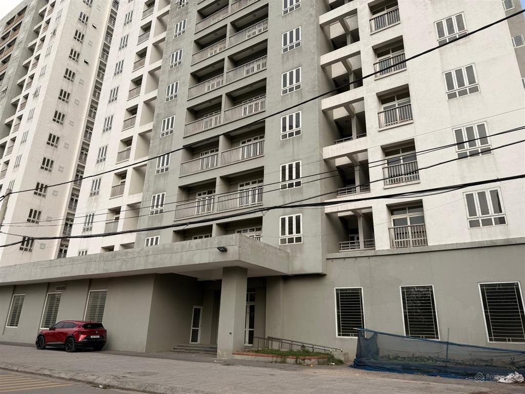 Bán gấp căn c13 khuyến lương, 66m2,2phòng ngủ, giá 3,75 tỷ