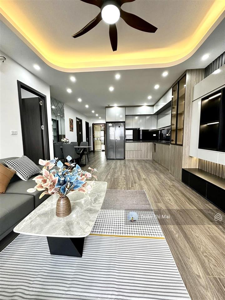 Chính chủ gửi bán chcc nam đô, 94m2, 3 phòng ngủ, 2 ban công, full nội thất