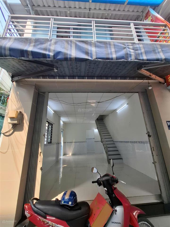 Chủ nhiệt bán nhà tân phú giảm sâu chỉ 3,x tỷ dt 40m( 4mx10m) nở hậu gần sân bay tsn, nhà ga t3