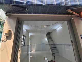 Chủ nhiệt bán nhà tân phú giảm ngay 400tr chỉ 3,x tỷ dt 3.99x10m nở hậu gần sân bay tsn, nhà ga t3