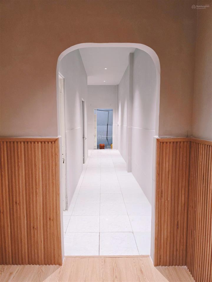 Chủ gấp bán nhà 84.4m2 giá 4,567tỷ hương lộ 2 chỉ 55tr/m2 sổ a4 bank giữ chốt nhanh quà hấp dẫn