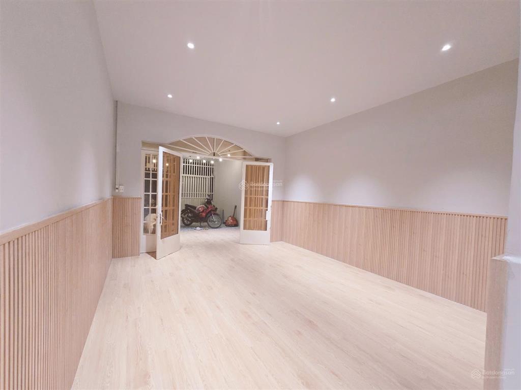 Chủ gấp bán nhà 84.4m2 giá 4,567tỷ hương lộ 2 chỉ 55tr/m2 sổ a4 bank giữ chốt nhanh quà hấp dẫn