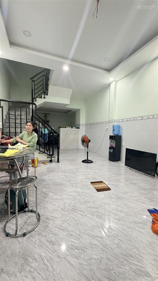 Chủ gấp bán nhà đẹp 67m2 (4.5x15) giảm thêm 300tr còn 4,969 tỷ tl hxh giáp lê văn quới tân phú