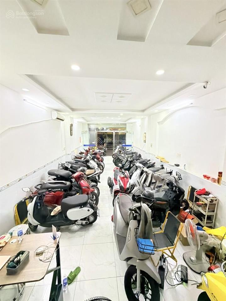 Nhà mặt tiền kinh doanh mã lò tỉnh lộ 10, dt 72m (4,5mx17m) 3 tầng có vỉa hè chỉ 5.959 tỷ