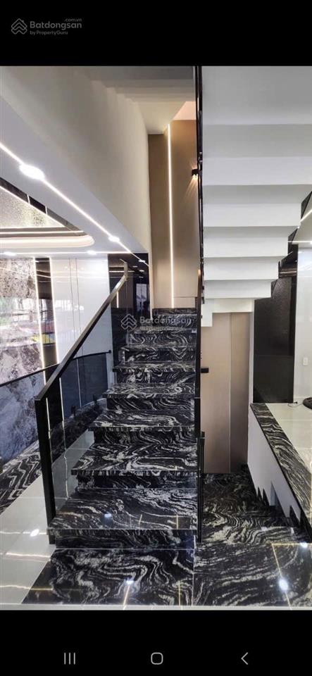 Siêu phẩm căn góc 5tầng nhỉnh 7tỷ oto trước nhà gần aeon tân phú giá trị bđs đang tăng cao