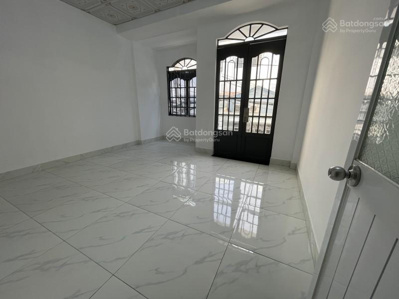 Nhà đẹp sổ chất 42m2(4m x 10.5m) 2tầng chỉ 4,2tỷ đường số 8 bhh hẻm ôtô 6m thông