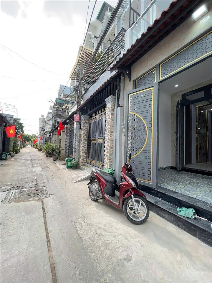 Diện tích rộng 75m2 chỉ 5.1 tỷ nhà 2tầng mới đẹp ở ngay hẻm ôtô 5m thông 3pn(có trệt) sổ hồng riêng