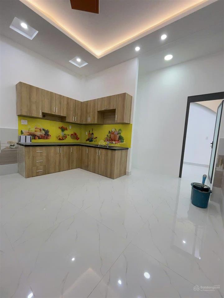 Diện tích rộng 75m2 chỉ 5.1 tỷ nhà 2tầng mới đẹp ở ngay hẻm ôtô 5m thông 3pn(có trệt) sổ hồng riêng