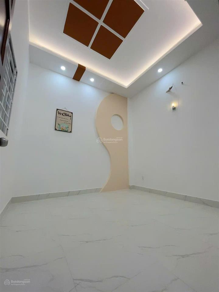 Diện tích rộng 75m2 chỉ 5.1 tỷ nhà 2tầng mới đẹp ở ngay hẻm ôtô 5m thông 3pn(có trệt) sổ hồng riêng