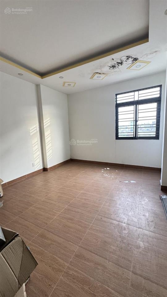 Gấp bán 68m2 4tầng tuyệt đẹp chỉ 5.678tỷ vị trí đẹp hẻm rộng 7m ngay chợ lk 56