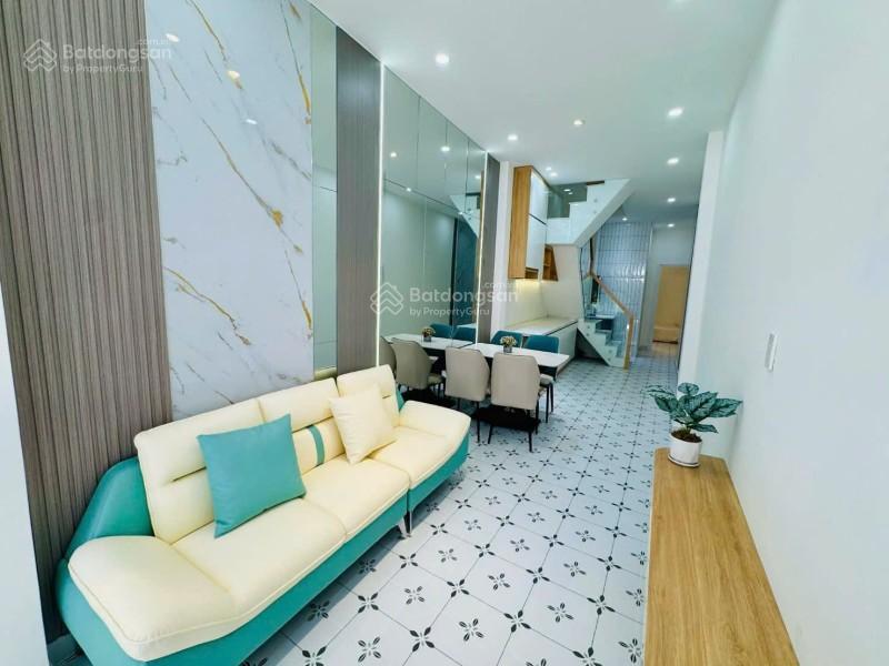 Siêu hiếm sát quận 10 hẻm 5m ô tô đỗ cửa 43m2  2tầng mới đẹp sổ nở hậu chỉ 4.579 tỷ