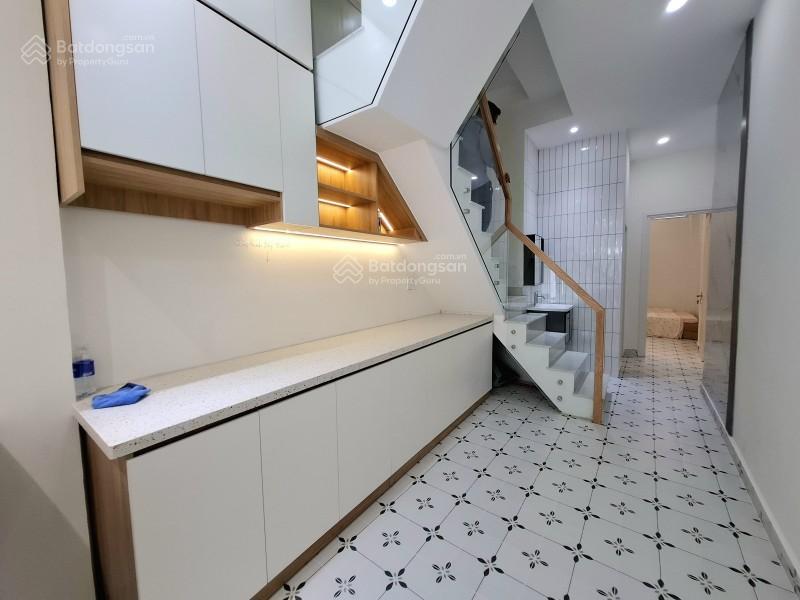 Siêu hiếm sát quận 10 hẻm 5m ô tô đỗ cửa 43m2  2tầng mới đẹp sổ nở hậu chỉ 4.579 tỷ