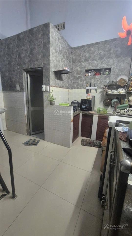Siêu phẩm giá chỉ 4.65 tỷ ngang chuẩn 4m  hẻm 5m sạch sẽ  sát vách trường học, chợ